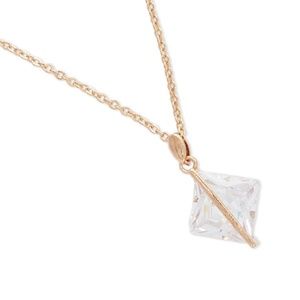 💎 Cubic Zirconia Gold Necklace